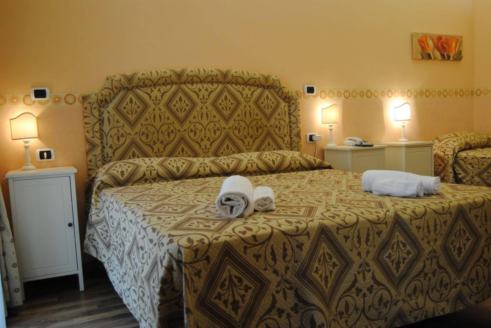 Bed and Breakfast Il Colonnato Roma Exterior foto